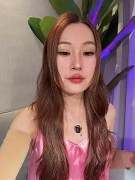 Snapshot of sphynx-_- chatting on 05-28-26, 11:51 sphynx- - online show from 05-28-26, 11:51