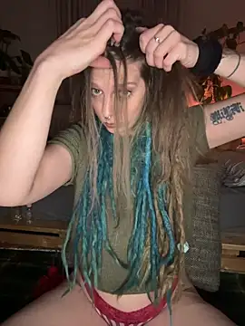 MenaDreadfull online show from 02-01-26, 05:33