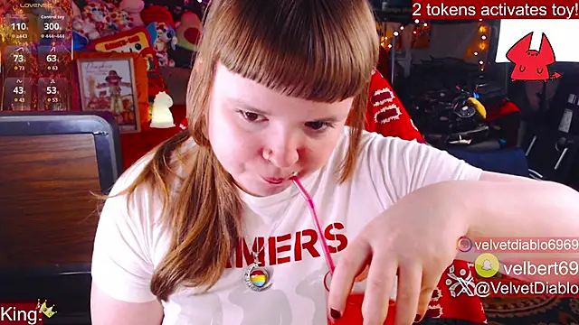 VelvetDiablo online show from 11-12-25, 01:06