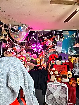 VelvetDiablo online show from 11-22-25, 12:42