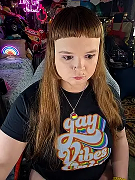 Snapshot of VelvetDiablo chatting on 06-20-26, 12:47 VelvetDiablo online show from 06-20-26, 12:47