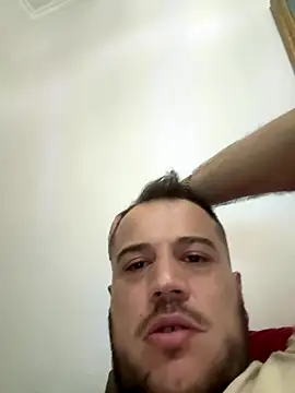 Snapshot of 1Aleks13 chatting on 10-06-25, 07:33 1Aleks13 online show from 10-06-25, 07:33