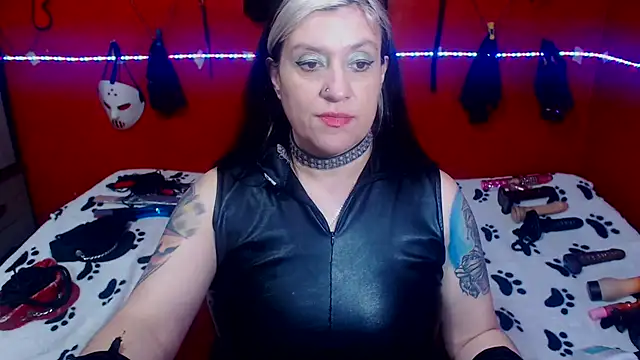 Snapshot of MATURE_Randy chatting on 11-08-25, 04:29 MATURE Randy online show from 11-08-25, 04:29