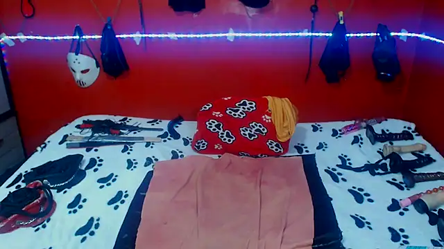 Snapshot of MATURE_Randy chatting on 11-14-25, 05:11 MATURE Randy online show from 11-14-25, 05:11