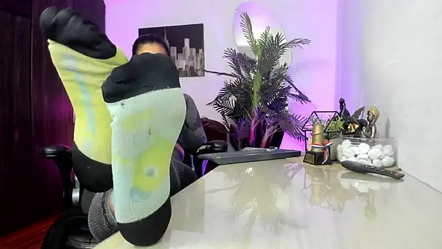 Snapshot of Amaia_Bushida chatting on 09-16-25, 12:11 Amaia Bushida online show from 09-16-25, 12:11