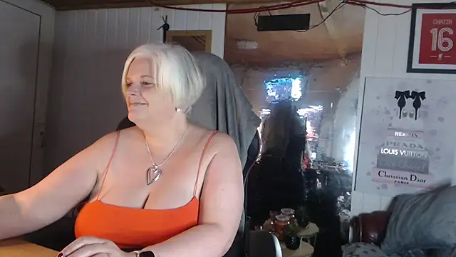 sexychazza16 online show from 11-27-25, 08:44