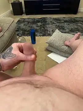 Dannyboy1430 online show from 03-18-25, 12:05