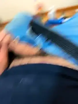 Snapshot of andros2712 chatting on 09-18-25, 07:49 andros2712 online show from 09-18-25, 07:49