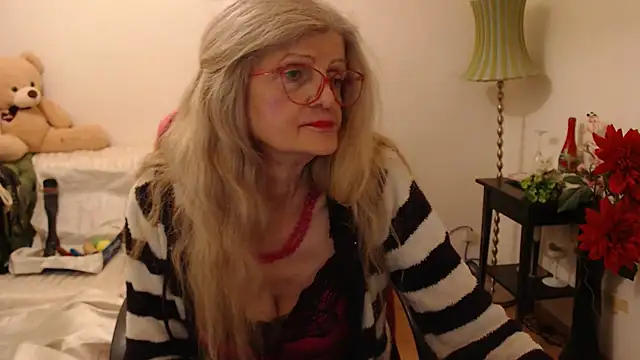 Snapshot of BlairFort chatting on 01-07-25, 05:31 BlairFort online show from 01-07-25, 05:31