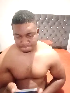 Snapshot of General62 chatting on 11-20-25, 10:42 General62 online show from 11-20-25, 10:42