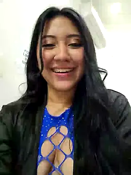Snapshot of PamelaTomson chatting on 03-18-25, 12:27 PamelaTomson online show from 03-18-25, 12:27