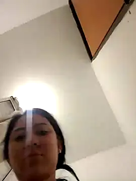 Snapshot of PamelaTomson chatting on 03-21-25, 11:01 PamelaTomson online show from 03-21-25, 11:01
