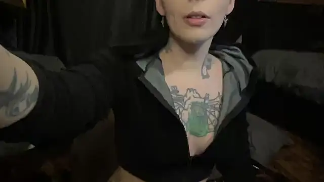 TeenyDoll online show from 12-17-25, 02:39