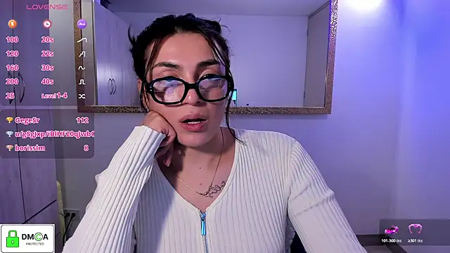 Snapshot of EricaVanderhill chatting on 05-16-26, 12:29 EricaVanderhill online show from 05-16-26, 12:29