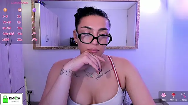 EricaVanderhill online show from 07-06-26, 07:49