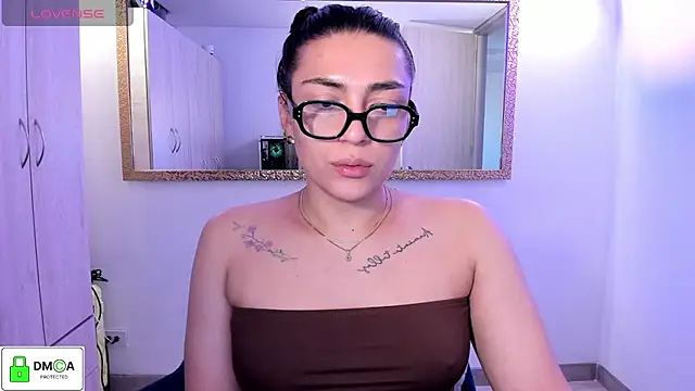 EricaVanderhill online show from 07-27-26, 10:50