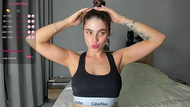 Bella Foryou online show from 12-14-25, 11:09