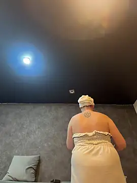 CandyShoopp online show from 02-26-26, 07:35