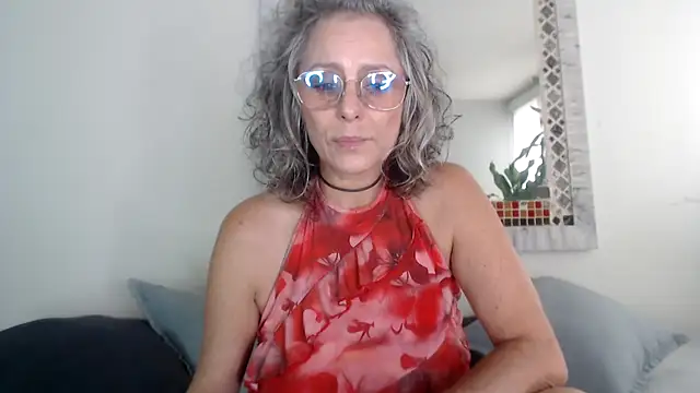Snapshot of Pinkboobie chatting on 06-16-26, 02:52 Pinkboobie online show from 06-16-26, 02:52