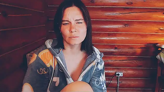 Platina Fox online show from 10-24-25, 08:44