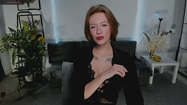 Snapshot of Salme_Sweet chatting on 01-19-26, 07:01 Salme Sweet online show from 01-19-26, 07:01