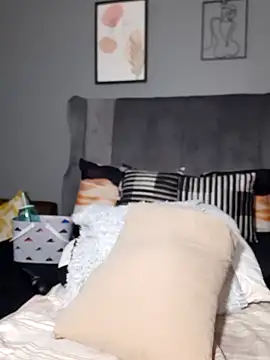 PearlSexxy69 online show from 10-06-25, 12:08