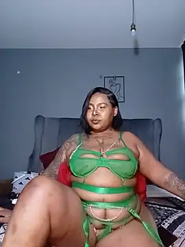 PearlSexxy69 online show from 06-28-26, 05:02