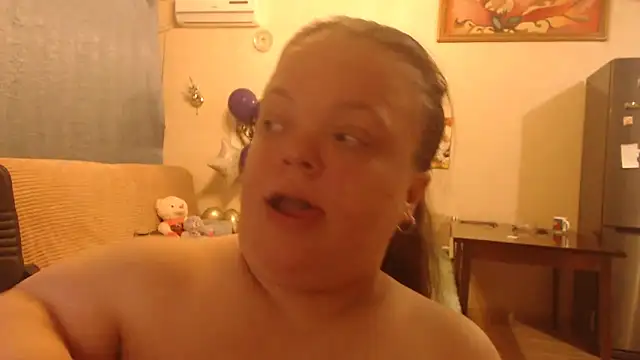 Janiffer MiMi online show from 01-01-25, 11:51