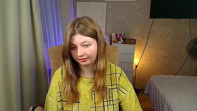 Snapshot of Vivian_cutie chatting on 10-22-25, 04:29 Vivian cutie online show from 10-22-25, 04:29