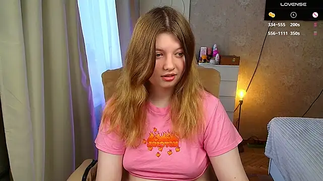 Snapshot of Vivian_cutie chatting on 11-02-25, 12:29 Vivian cutie online show from 11-02-25, 12:29