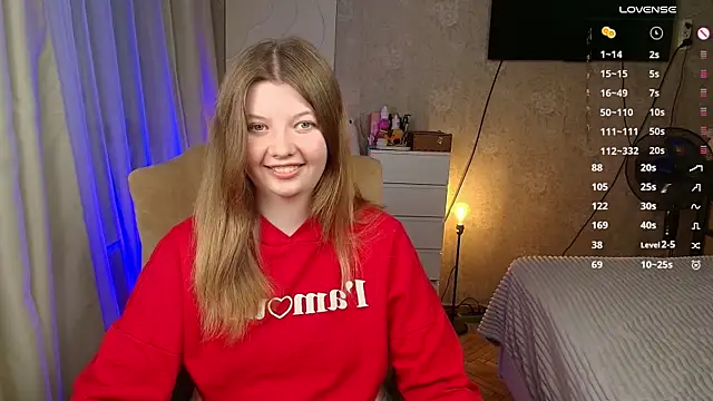 Snapshot of Vivian_cutie chatting on 12-13-25, 07:53 Vivian cutie online show from 12-13-25, 07:53