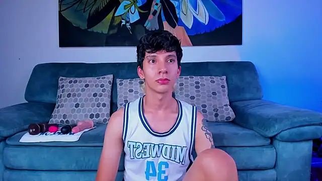 Snapshot of JacoboSwam chatting on 12-04-24, 10:08 JacoboSwam online show from 12-04-24, 10:08