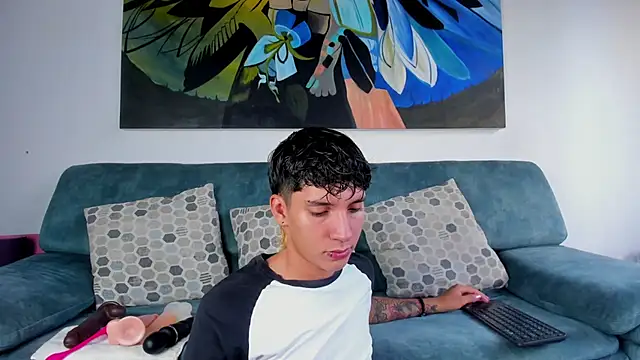 Snapshot of JacoboSwam chatting on 12-22-24, 09:42 JacoboSwam online show from 12-22-24, 09:42