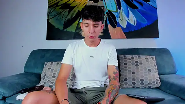 Snapshot of JacoboSwam chatting on 01-03-25, 09:15 JacoboSwam online show from 01-03-25, 09:15