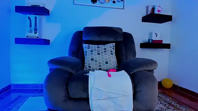 Snapshot of JacoboSwam chatting on 01-06-25, 12:46 JacoboSwam online show from 01-06-25, 12:46