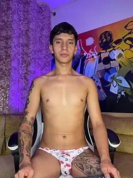 Snapshot of JacoboSwam chatting on 09-17-25, 09:22 JacoboSwam online show from 09-17-25, 09:22