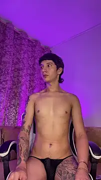 Snapshot of JacoboSwam chatting on 12-03-25, 09:40 JacoboSwam online show from 12-03-25, 09:40