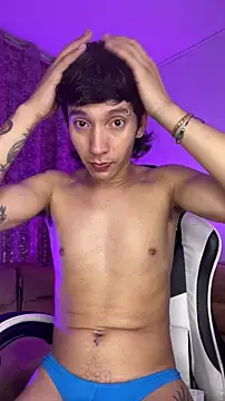 Snapshot of JacoboSwam chatting on 12-05-25, 10:02 JacoboSwam online show from 12-05-25, 10:02