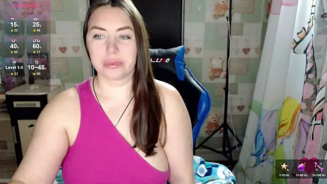 Snapshot of Korolek12 chatting on 02-03-25, 03:49 Korolek12 online show from 02-03-25, 03:49