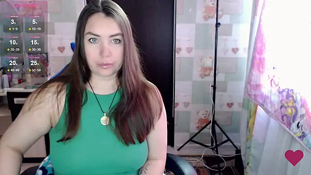 Snapshot of Korolek12 chatting on 03-11-25, 12:39 Korolek12 online show from 03-11-25, 12:39