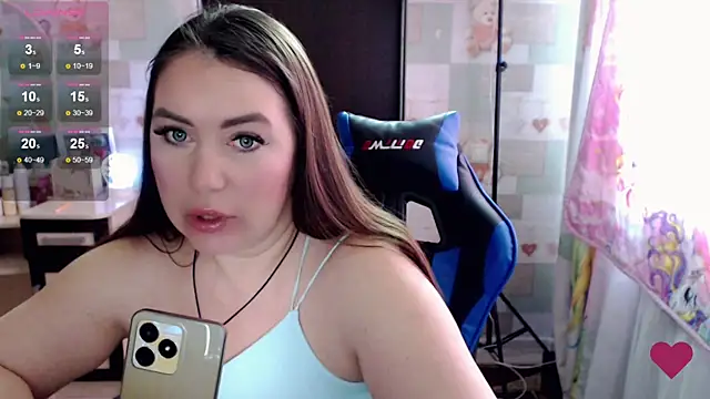 Snapshot of Korolek12 chatting on 03-13-25, 12:46 Korolek12 online show from 03-13-25, 12:46