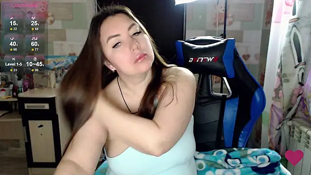 Snapshot of Korolek12 chatting on 03-22-25, 03:30 Korolek12 online show from 03-22-25, 03:30