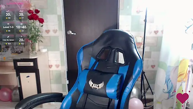 Snapshot of Korolek12 chatting on 10-08-25, 05:05 Korolek12 online show from 10-08-25, 05:05