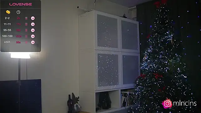 Snapshot of melanielwithu chatting on 01-09-26, 02:31 melanielwithu online show from 01-09-26, 02:31