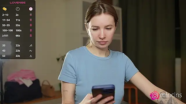 Snapshot of melanielwithu chatting on 02-23-26, 07:33 melanielwithu online show from 02-23-26, 07:33