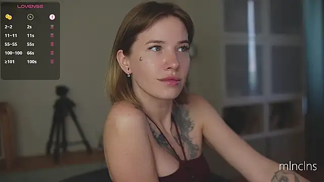Snapshot of melanielwithu chatting on 05-23-26, 12:20 melanielwithu online show from 05-23-26, 12:20