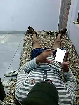 Snapshot of Lovingsol chatting on 12-19-25, 08:21 Lovingsol online show from 12-19-25, 08:21