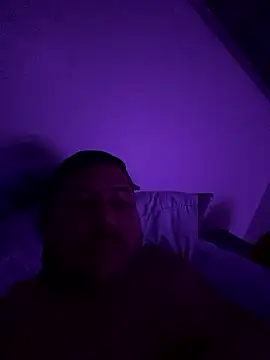 Snapshot of Luisfilis chatting on 01-17-26, 01:32 Luisfilis online show from 01-17-26, 01:32