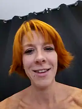 Snapshot of Mymiesexy chatting on 01-05-25, 04:16 Mymiesexy online show from 01-05-25, 04:16