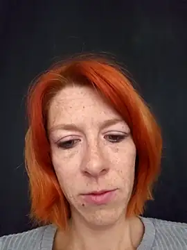 Snapshot of Mymiesexy chatting on 10-19-25, 09:21 Mymiesexy online show from 10-19-25, 09:21